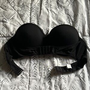 Black Strapless Bra